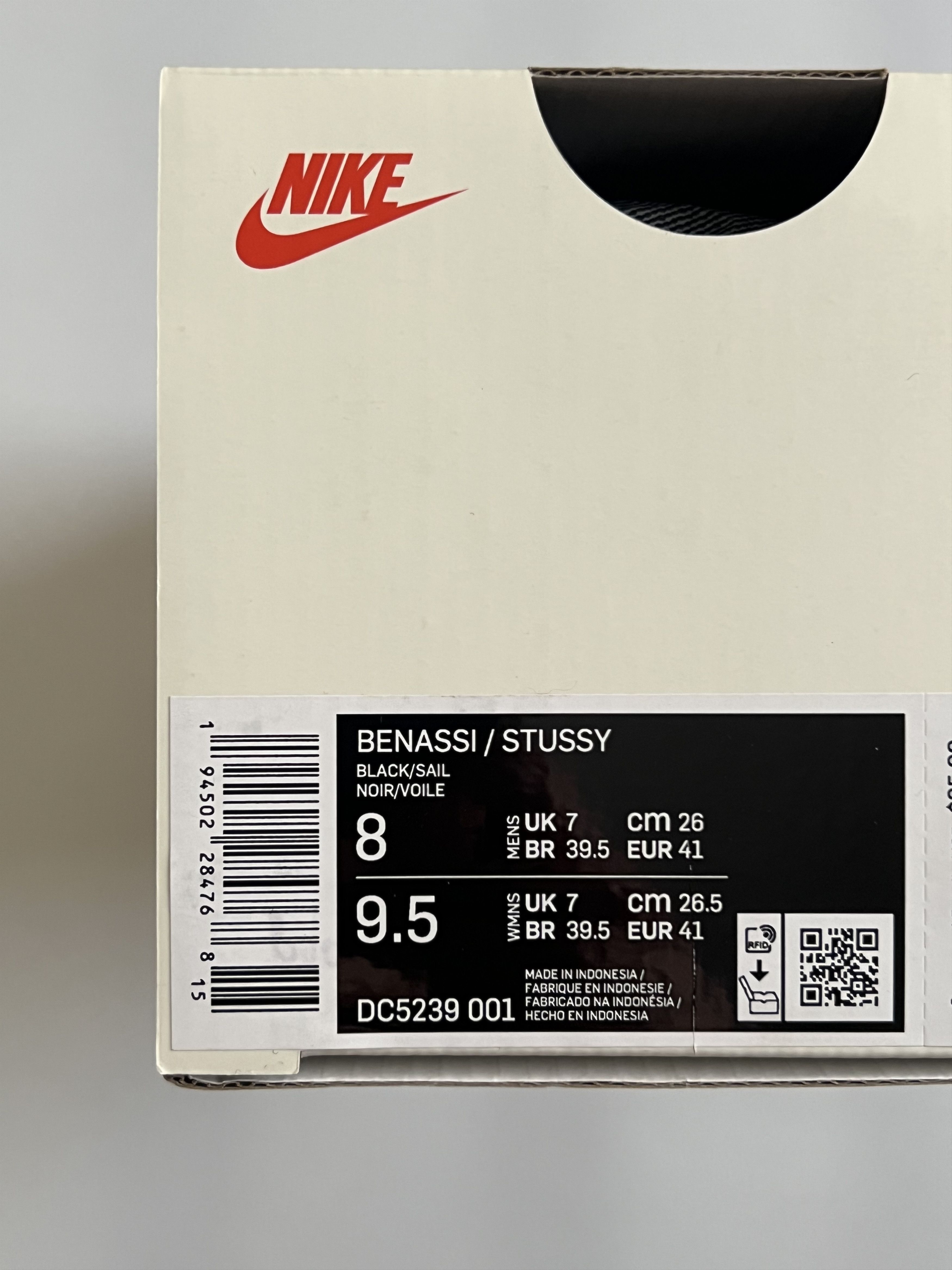 Nike × Stussy Size 8 - Nike x Stüssy Benassi Slide Black Suede Rubber(NEW) Size US 8 / EU 41 - 8 Thumbnail