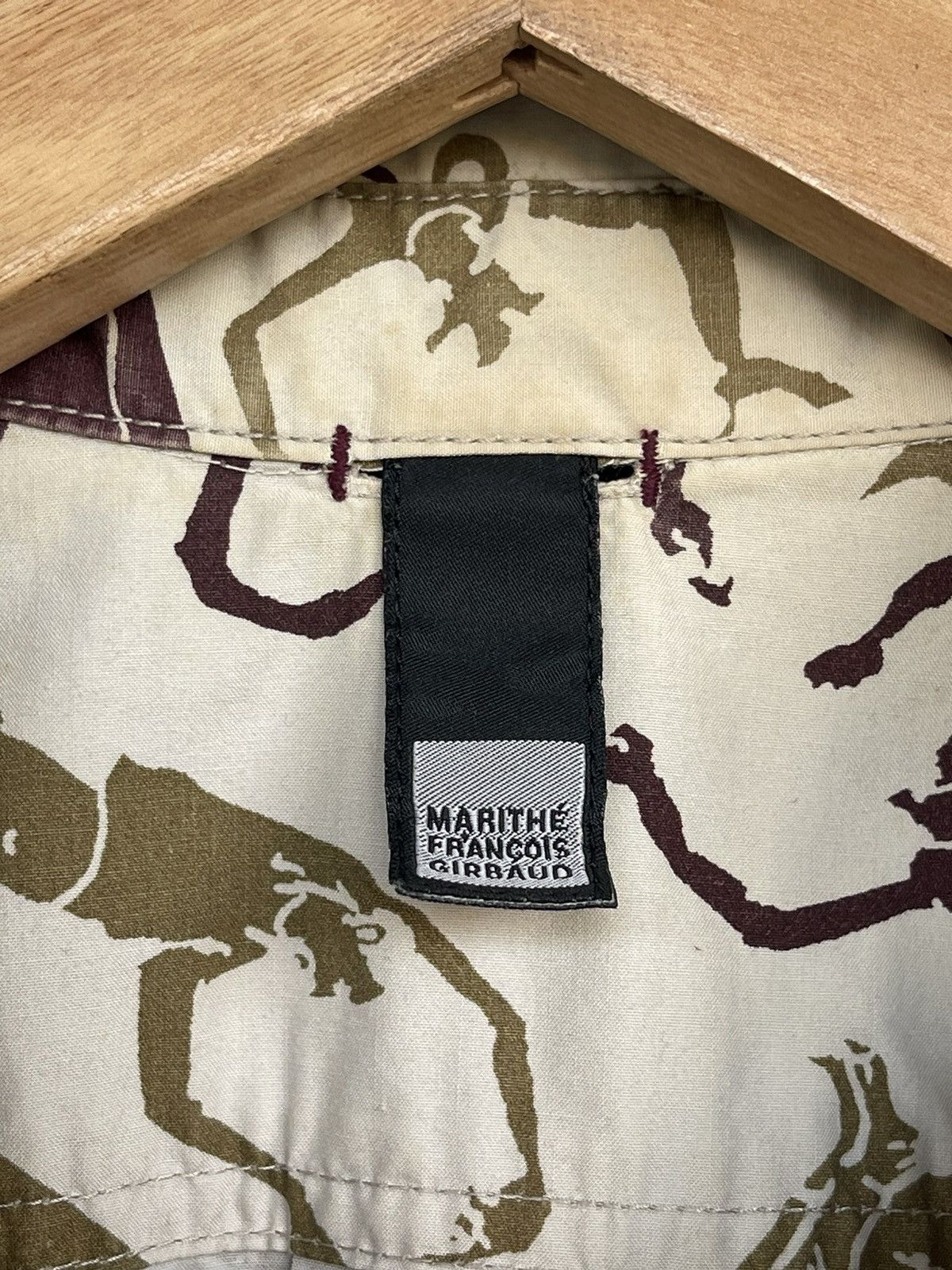 Marithe + Francois Girbaud MARITHE FRANCOIS GIRBAUD CAMO PRINT BUTTON UP SHIRT Size US M / EU 48-50 / 2 - 9 Thumbnail