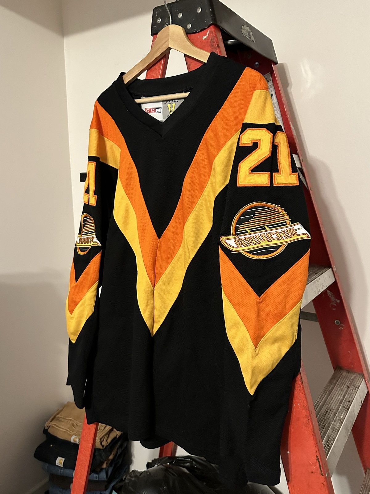 Ccm RARE AUTHENTIC VINTAGE CAM NEELY JERSEY CCM CANUCKS XL Size US XL / EU 56 / 4 - 6 Thumbnail