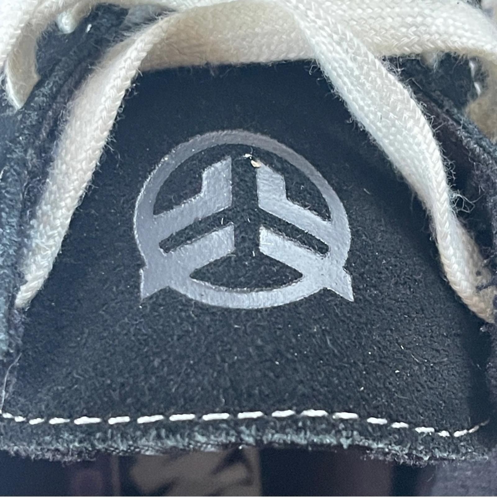Vans Vans federal BMX Black and White Sneakers in size 9 Size US 9 / EU 42 - 8 Thumbnail