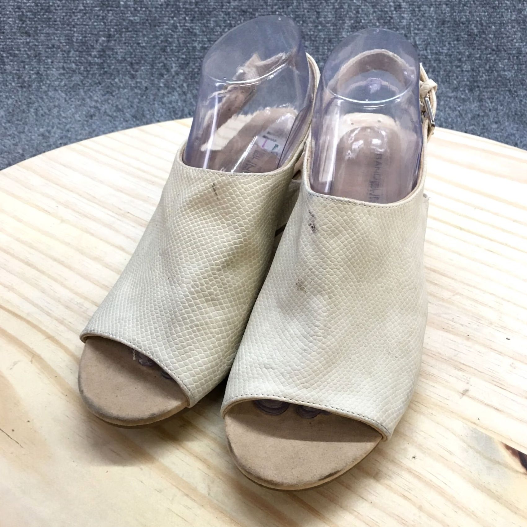 Vintage Bandolino Heels Womens 8.5 M Galatee Open Toe Wedge Slingback Beige Leather Size US 9 / IT 39 - 3 Thumbnail