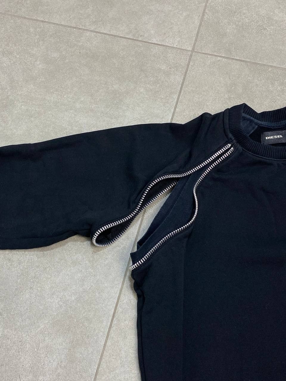 Diesel Vintage Diesel Y2K Sleeve Zipper Oversized Sweatshirt Size US S / EU 44-46 / 1 - 7 Thumbnail