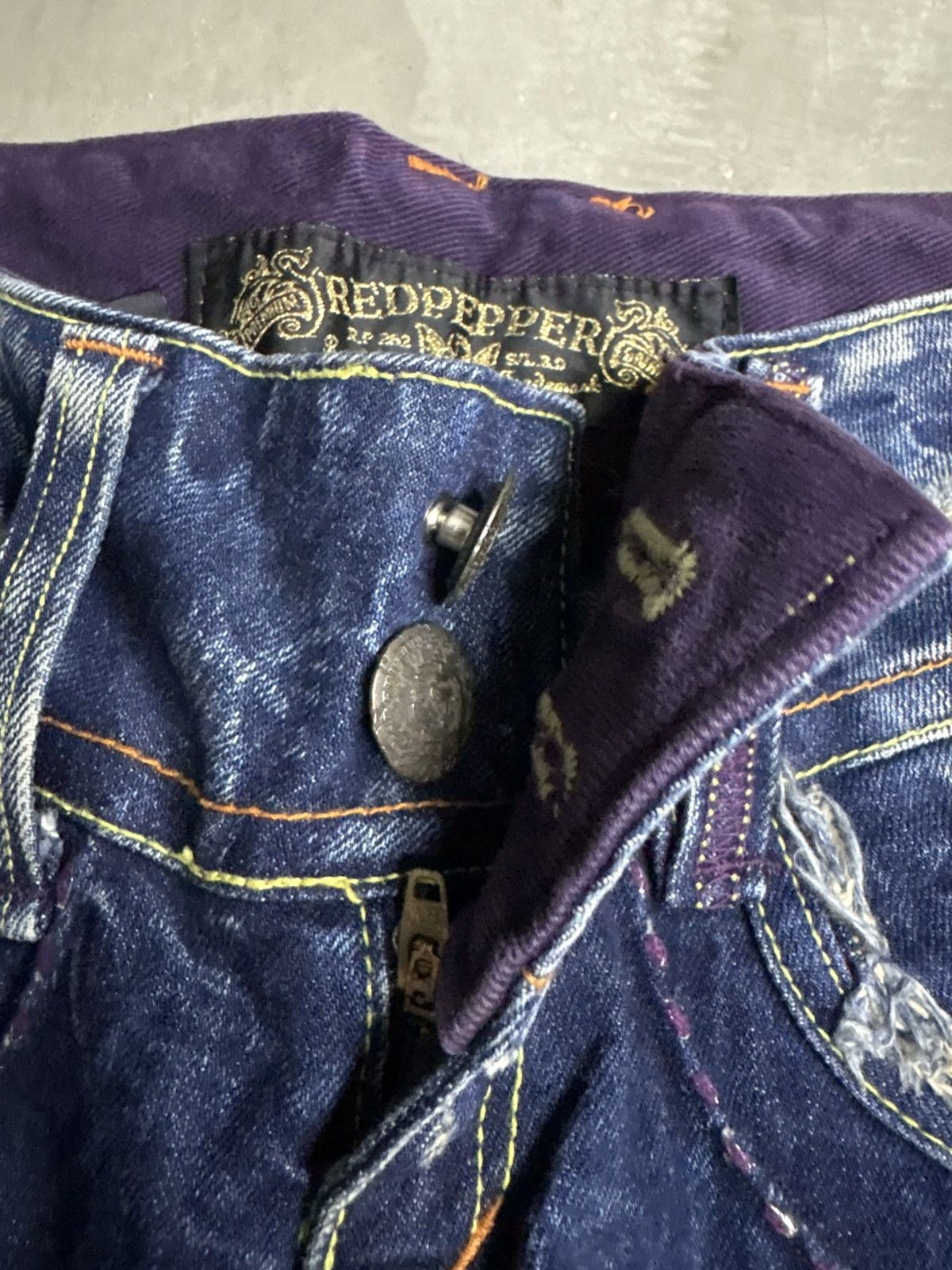 Tornado Mart Flared Red Pepper Wing Back Embroidered Clawmark Jeans Size US 29 - 15 Thumbnail