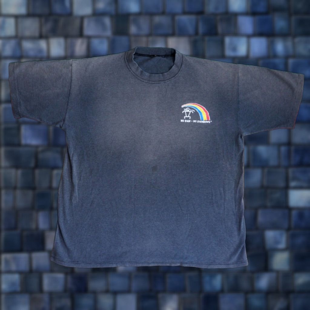 Rains VTG 90s Kimo Maui Hawaii Rules No Rain Gray Striped Faded Tee T-Shirt Mens L Size US L / EU 52-54 / 3 - 1 Thumbnail