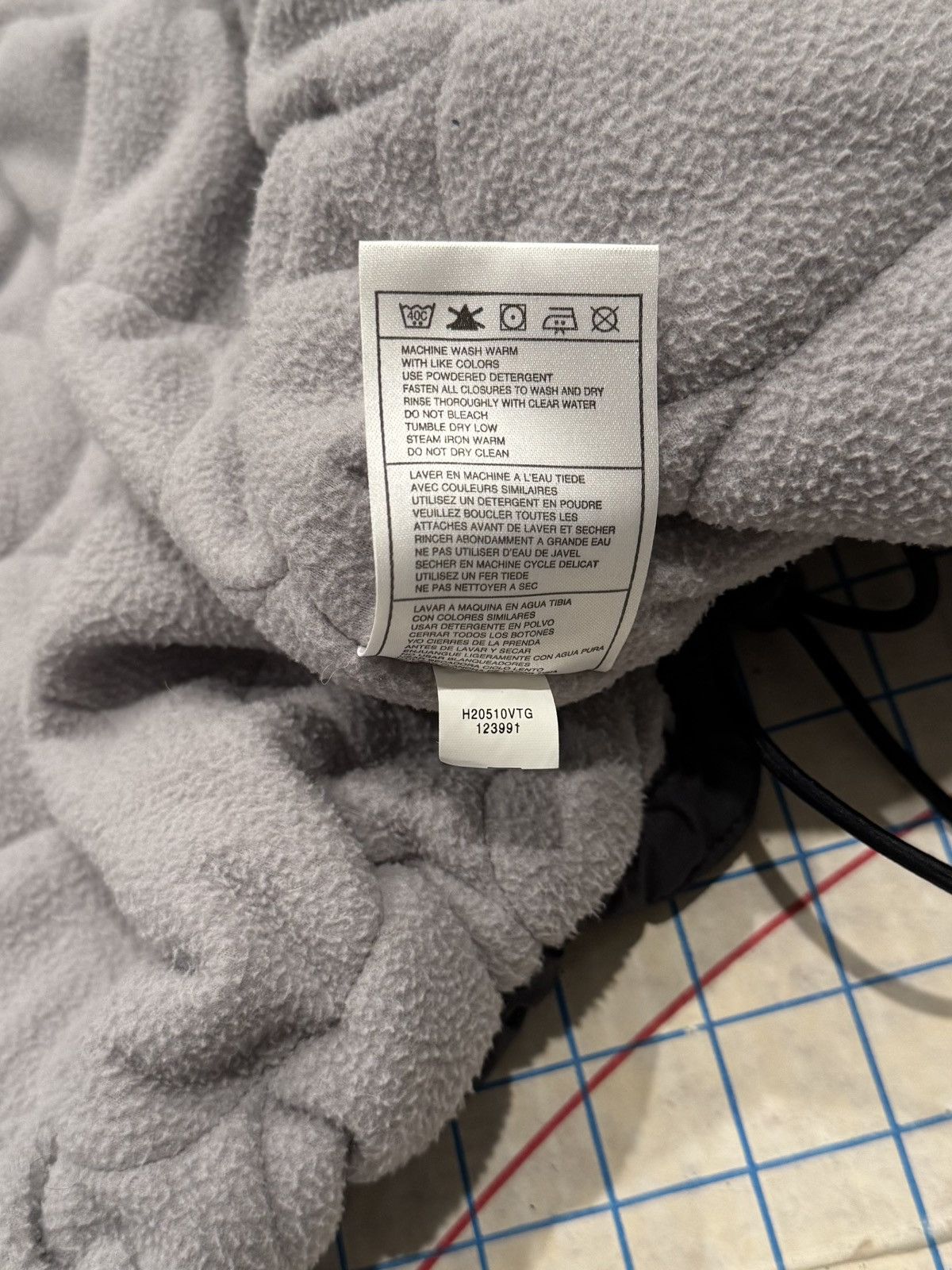 Nike Vintage Nike Y2K Gray Tag Winter Jacket Vest 2 In 1 Mens XL Size US XL / EU 56 / 4 - 11 Thumbnail