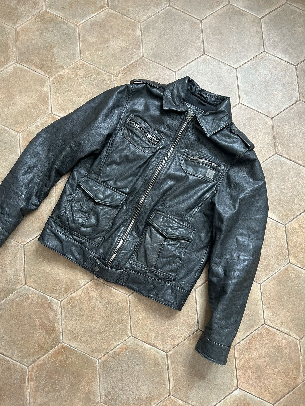VINTAGE LEATHER BOMBER Y2K JACKET