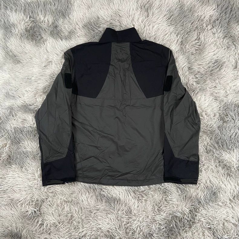 Arc'teryx Arcteryx Waterproof Hooded Long Sleeve Jacket Size US M / EU 48-50 / 2 - 2 Thumbnail