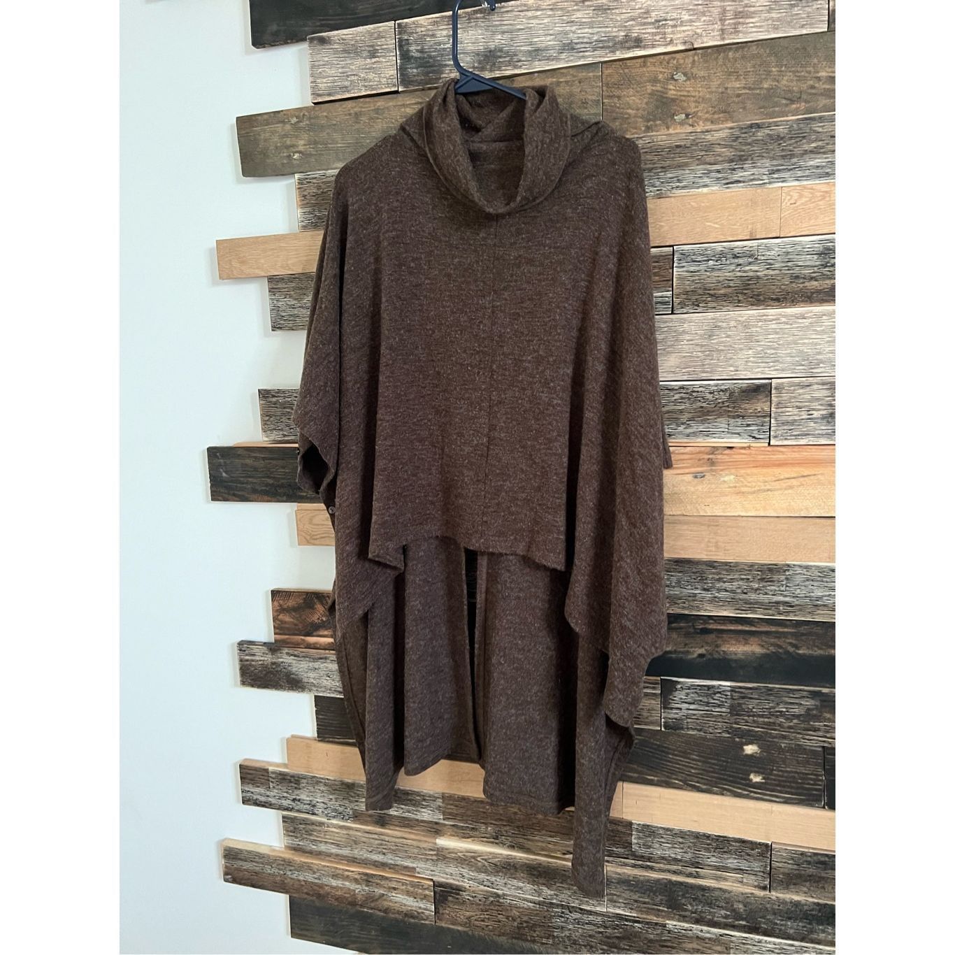 Other Patrizia Luca Women’s Poncho Sweater cover Button side brown high low Size L / US 10 / IT 46 - 1 Thumbnail