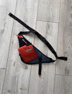 Salomon Sling Bag | Grailed