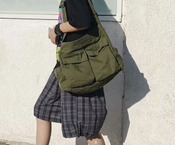 Japanese Brand Megumi x Nana Green Color Shoulder Messenger Bag Size ONE SIZE - 4 Thumbnail