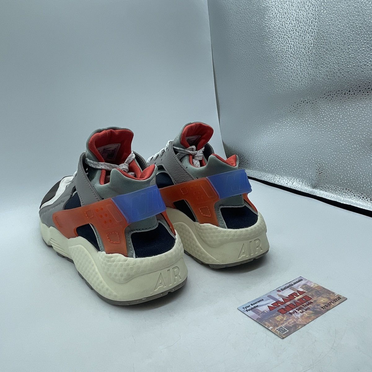 Nike Air huarache premium enigma stone Size US 12 / EU 45 - 4 Thumbnail