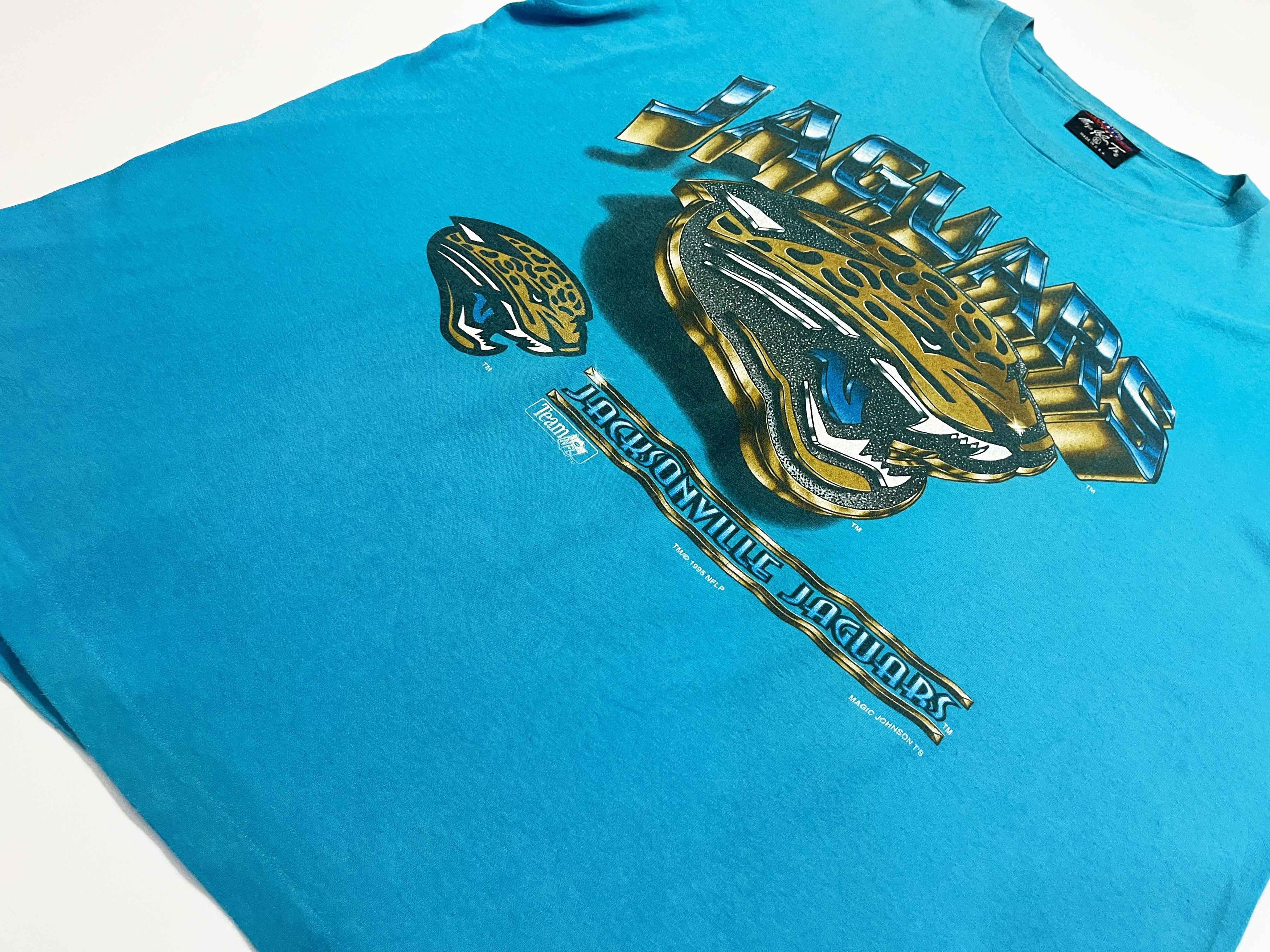 NFL Vintage Magic Johnson 1995 NFL Jacksonville Jaguars T-Shirt Size US XL / EU 56 / 4 - 6 Thumbnail