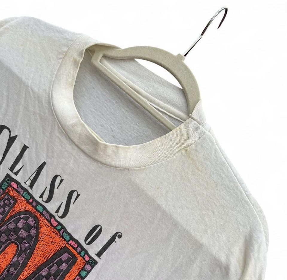 Other Vintage Class of 1994 Thrashed Graphic T-Shirt Size US L / EU 52-54 / 3 - 4 Thumbnail