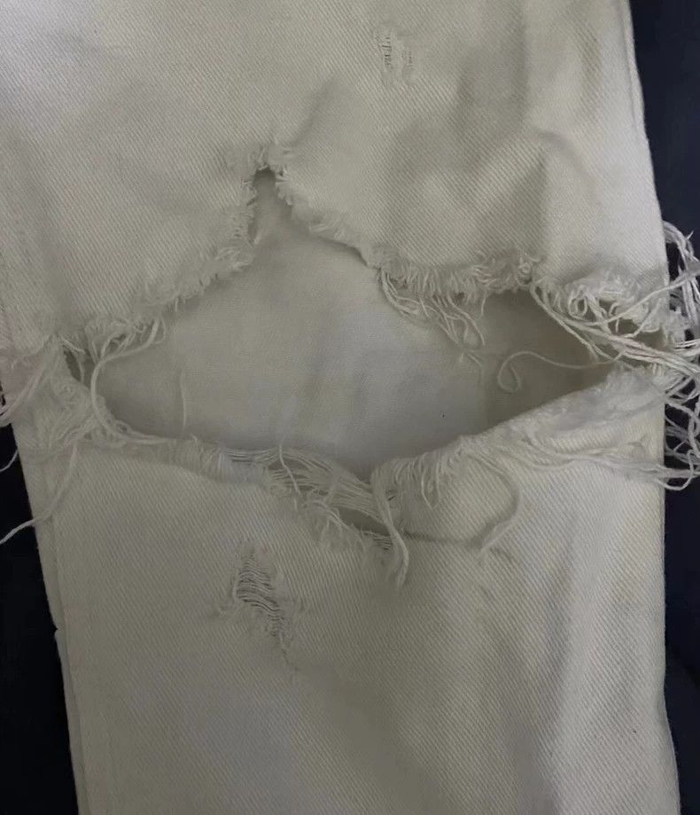 Fear of God Fear of God 4th white jeans Size US 33 - 2 Thumbnail