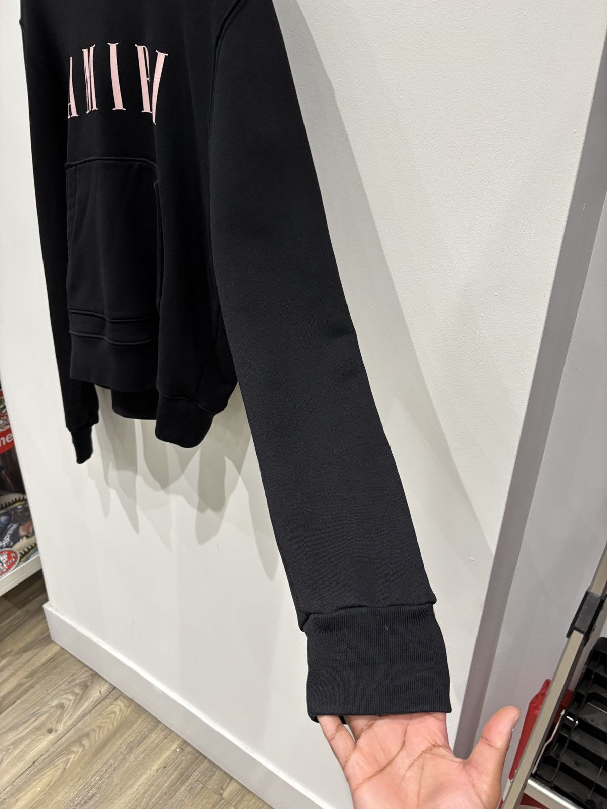 Amiri Amiri Black Pink Logo Core Hoodie Size: S Size US S / EU 44-46 / 1 - 3 Thumbnail
