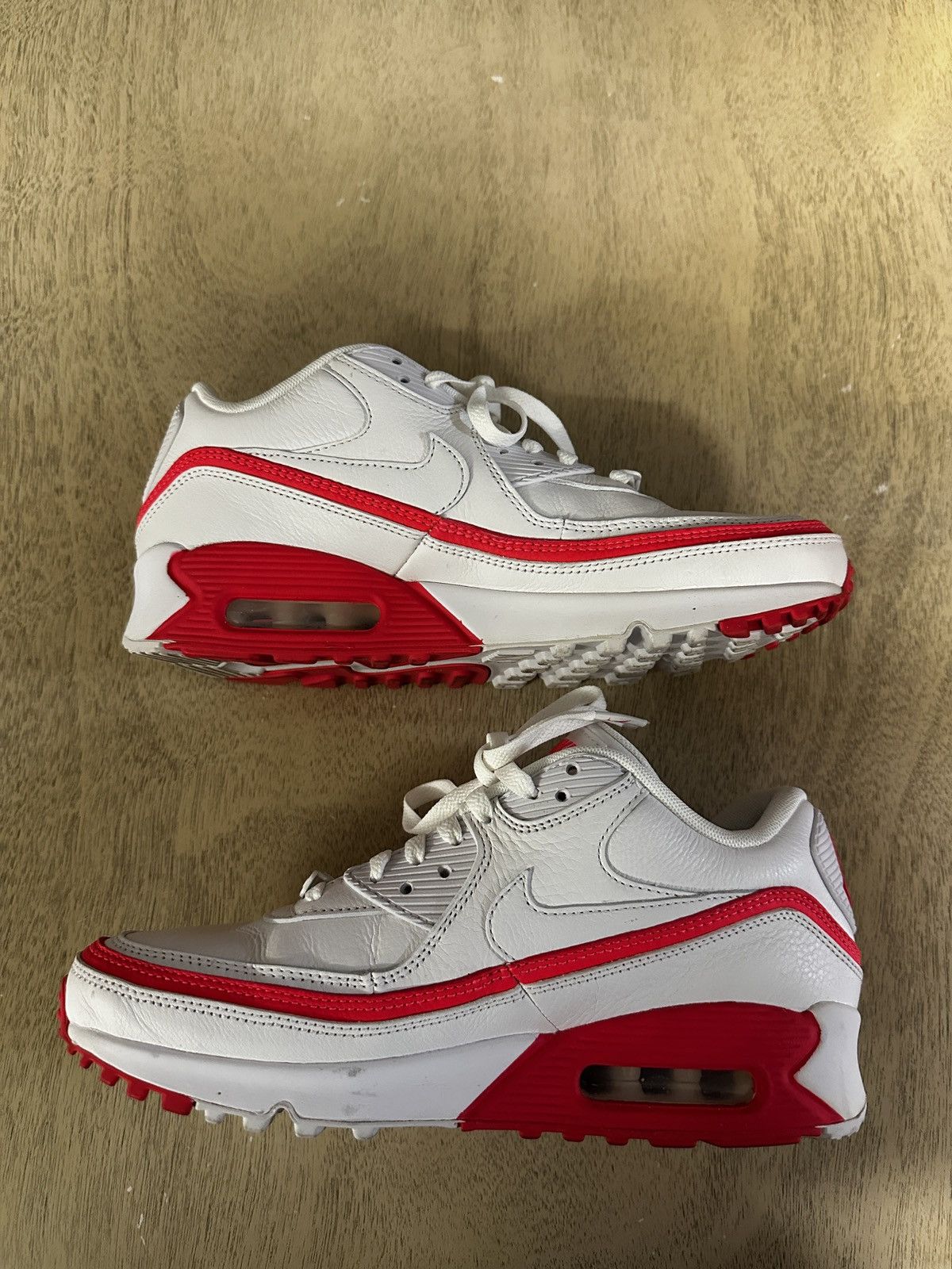 Nike × Undefeated Nike Air Max 90 x Undefeated “ White Solar Red” Size 8 Size US 8 / EU 41 - 2 Thumbnail