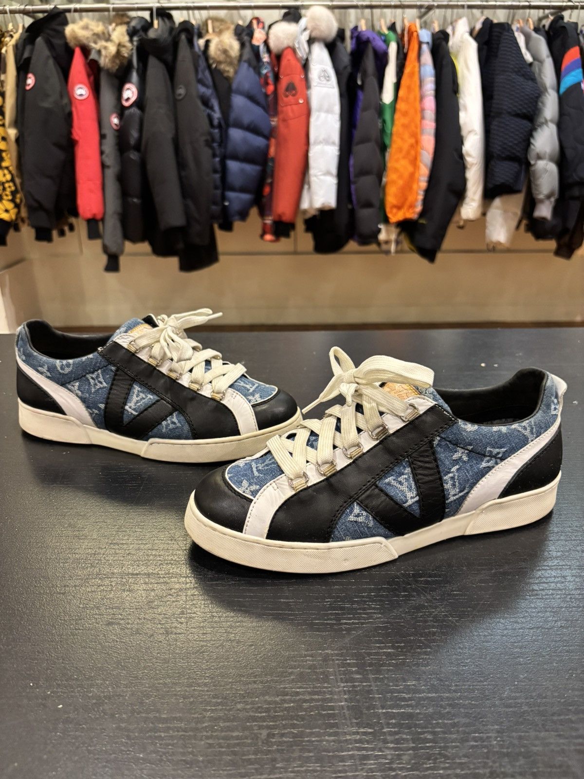 Louis Vuitton Louis Vuitton Rennes Denim Monogram Sneakers Size US 9 / EU 42 - 1 Thumbnail