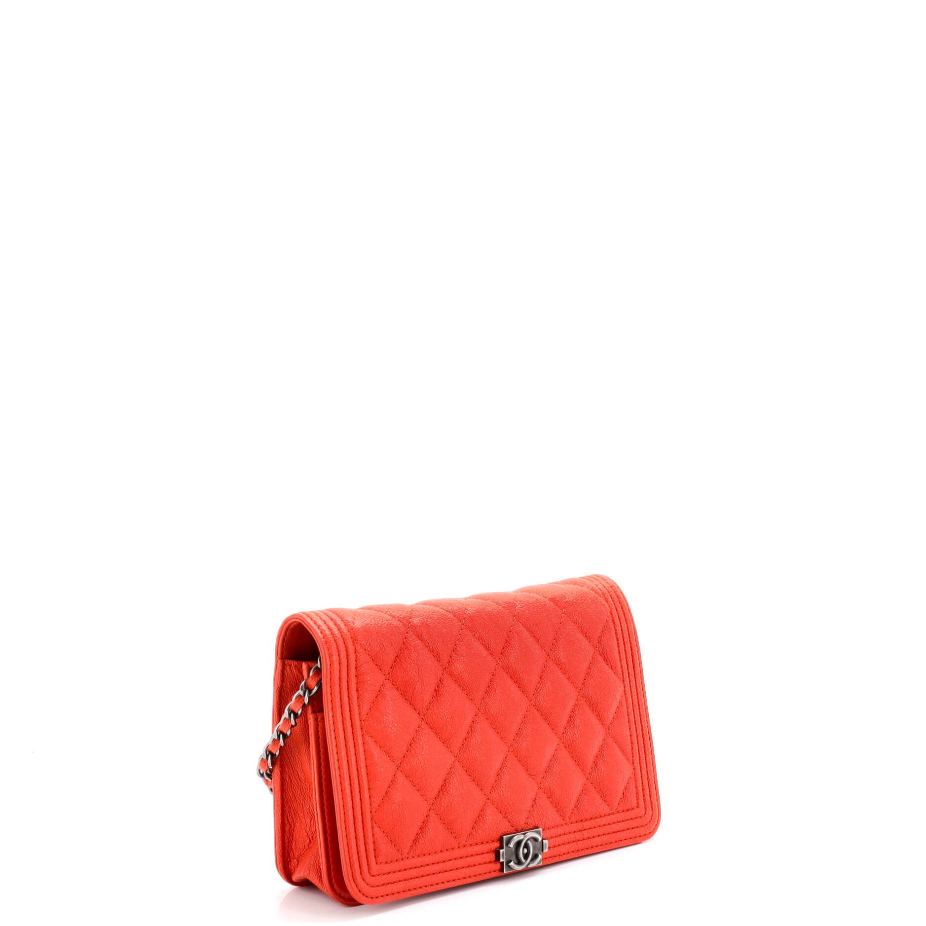 Chanel Boy Wallet on Chain Quilted Caviar Size ONE SIZE - 1 Thumbnail