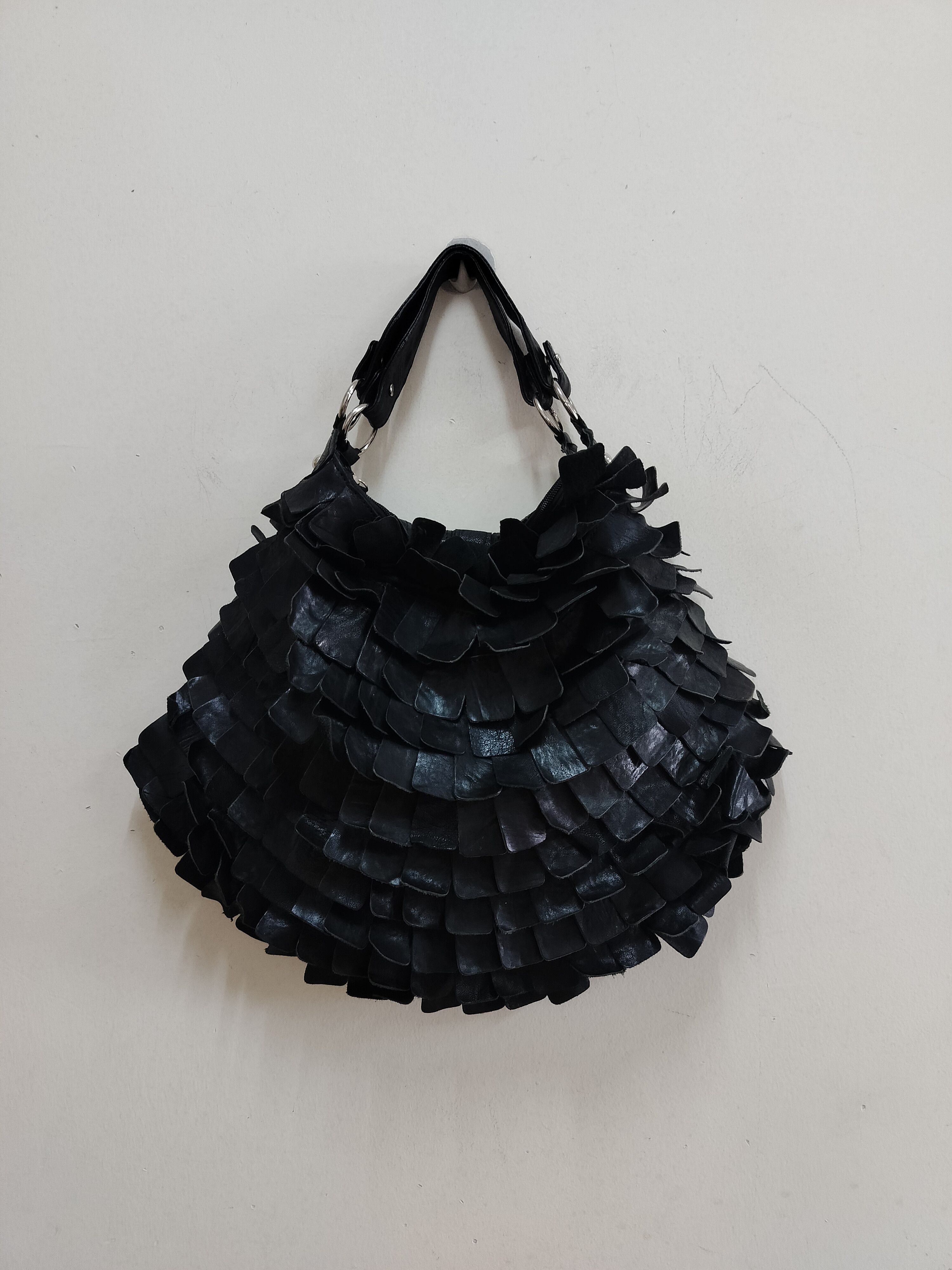 Leather Black Tiered Ruffle leather bag like Miu Miu CDG Size ONE SIZE - 1 Thumbnail