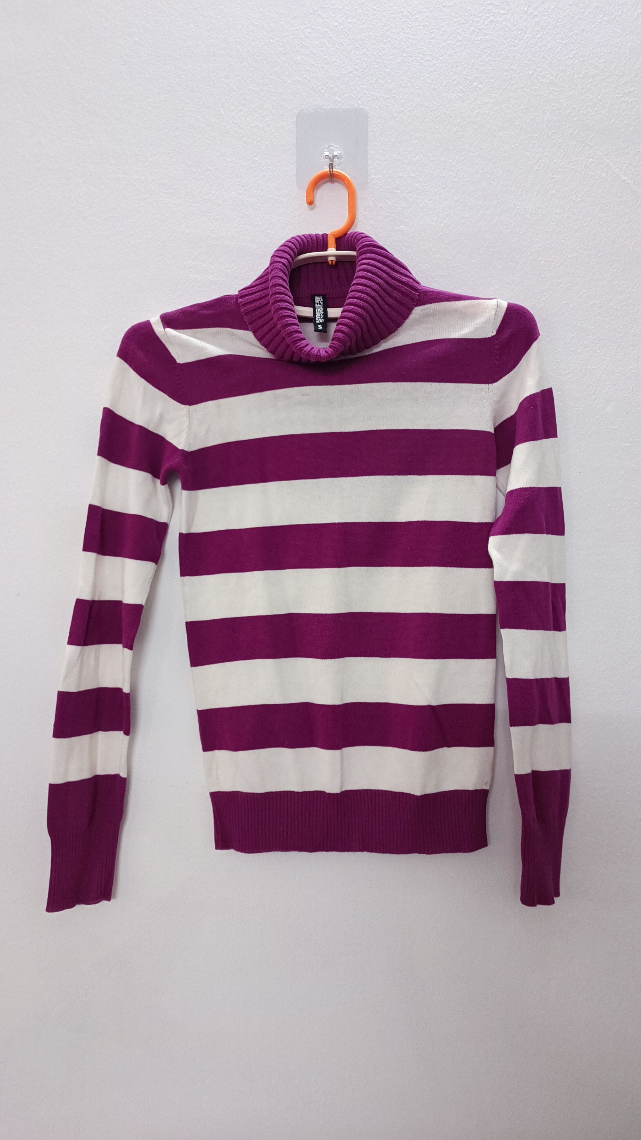 Earl Sweatshirt × Japanese Brand × Voi Jeans Voir Jeans Stripes Vintage Look Sweatshirts Size S / US 4 / IT 40 - 1 Thumbnail
