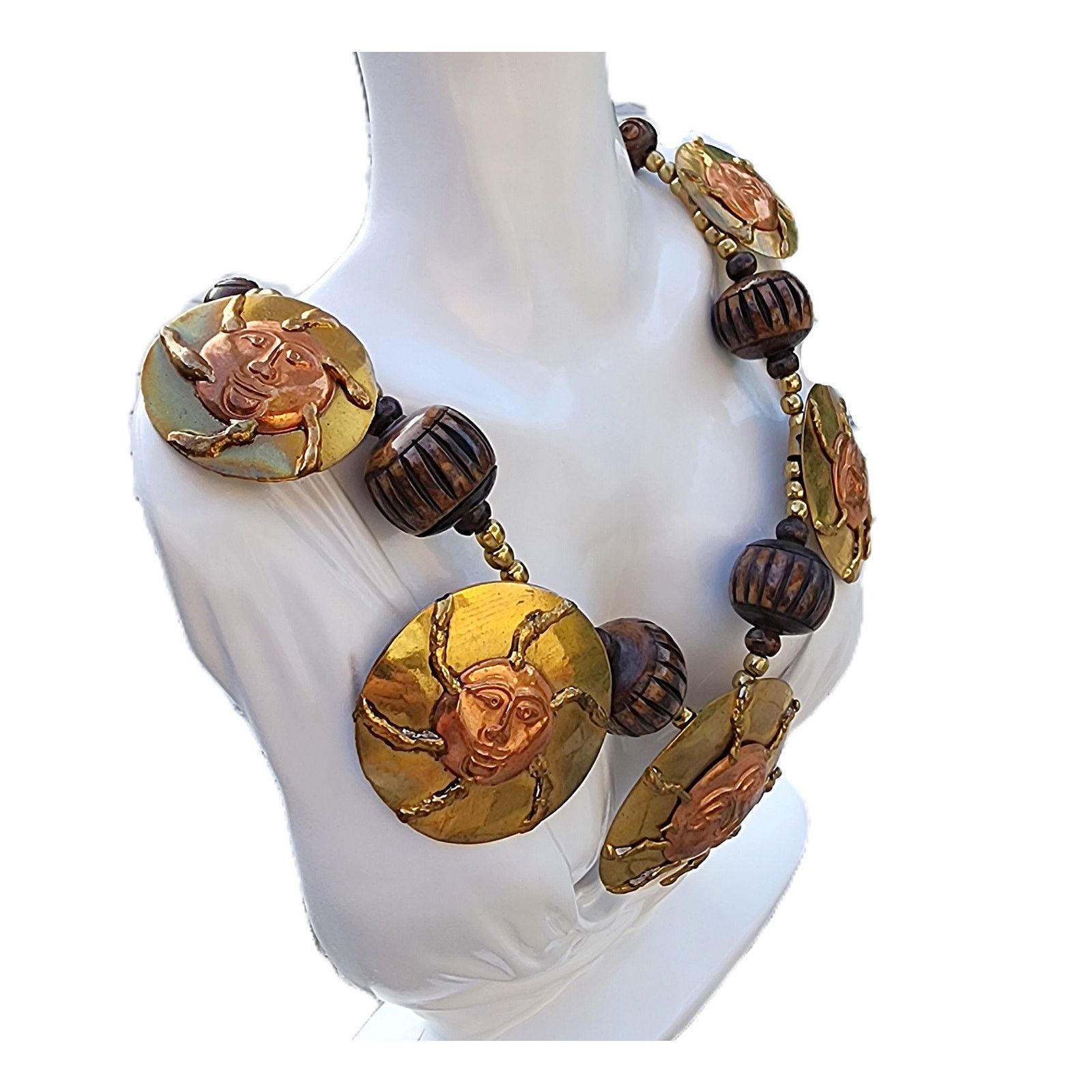 Vintage Artisan Contrast Brass Sun Disc Wood Bead Welded Necklace Size ONE SIZE - 4 Thumbnail