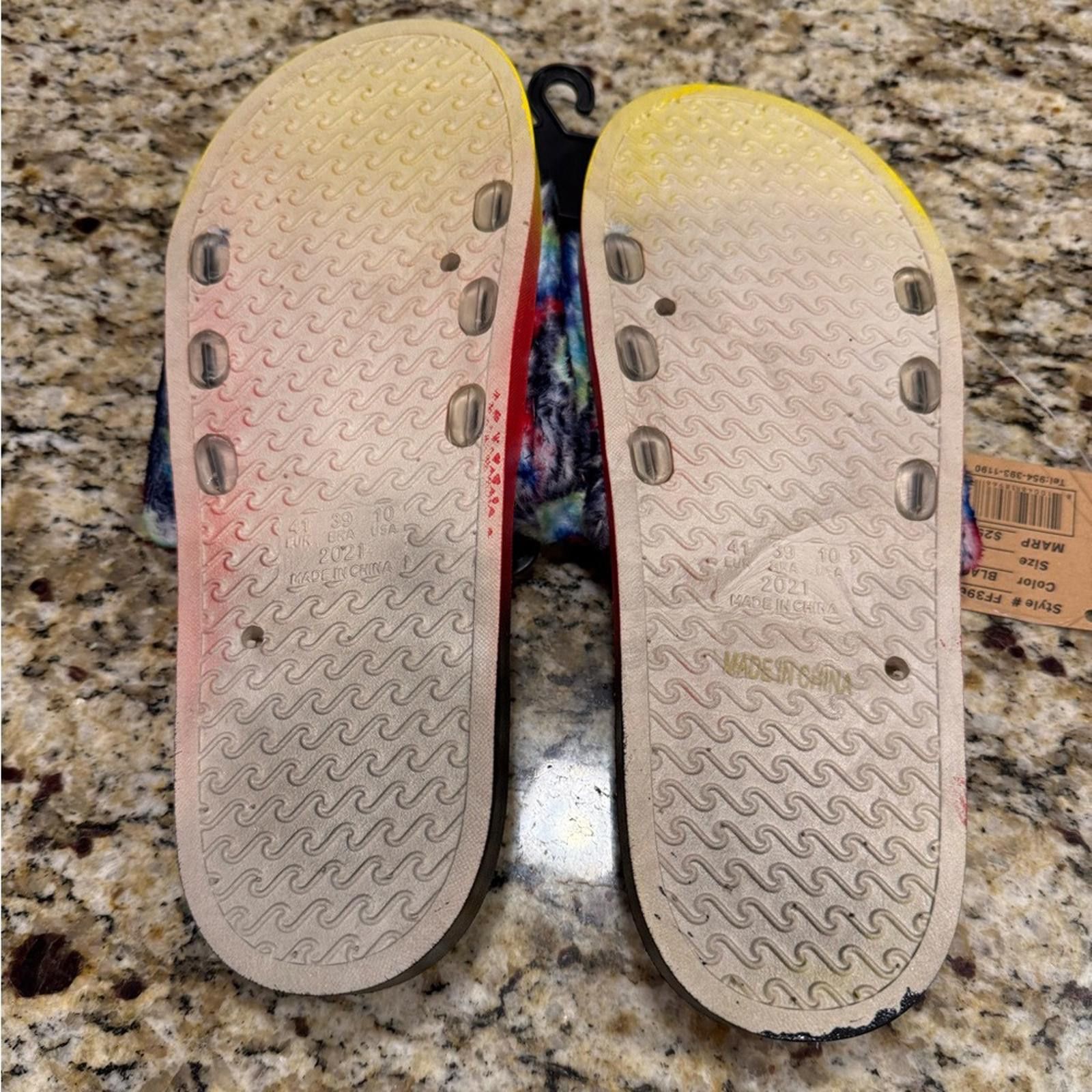 Seven 7 Seven tie dyed faux fur rainbow colored slides Size 10 Size US 10 / IT 40 - 7 Thumbnail