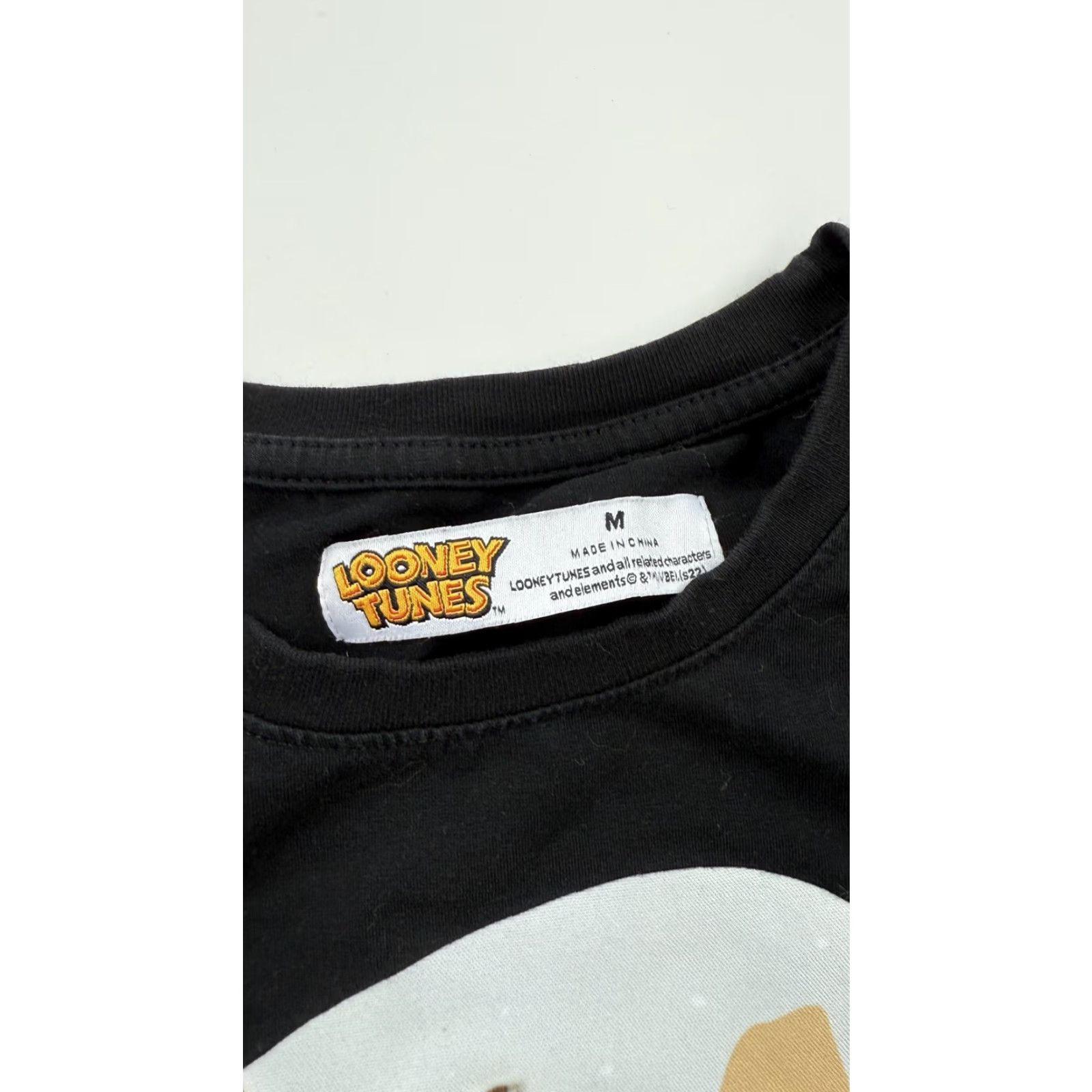 Vintage VINTAGE Looney Tunes T-Shirt Mens Medium Cartoon Embroidered Tee Short Sleeve Black Mens Size US M / EU 48-50 / 2 - 5 Thumbnail