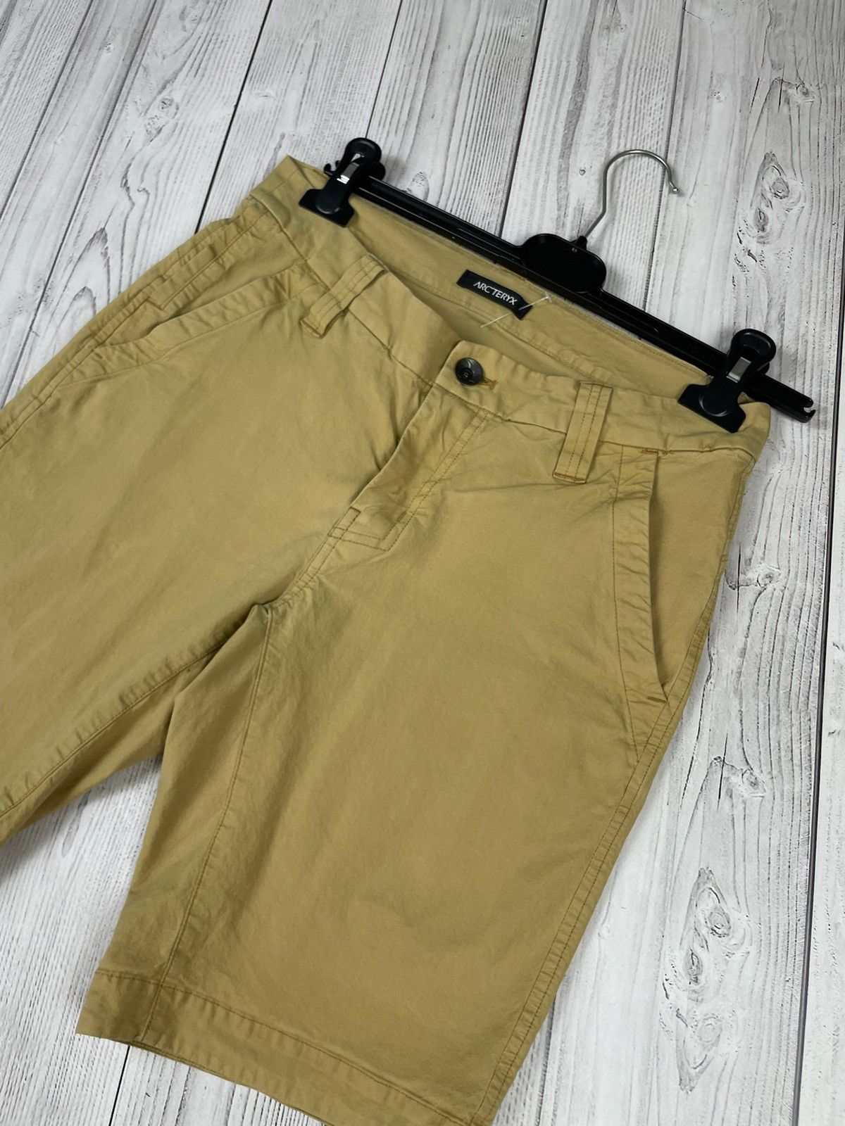 Arc'teryx Vintage Arcteryx shorts size S logo Size US 30 / EU 46 - 2 Thumbnail