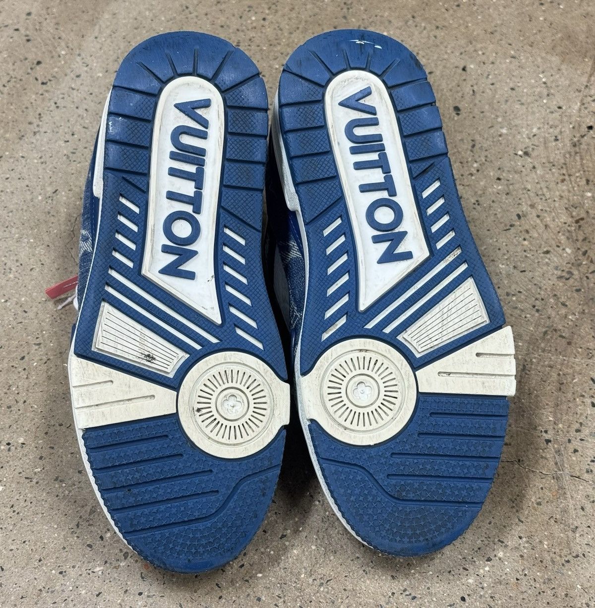 Louis Vuitton LV Louis Vuitton Trainer Denim size35 Size US 5 / IT 35 - 8 Thumbnail