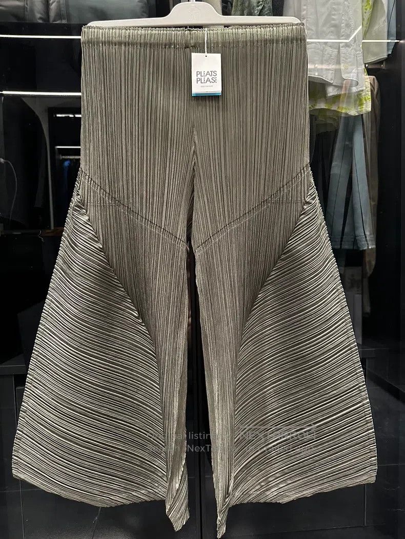 Issey Miyake Issey Miyake size:3 Khaki Irregular Pants Size 22" - 1 Thumbnail