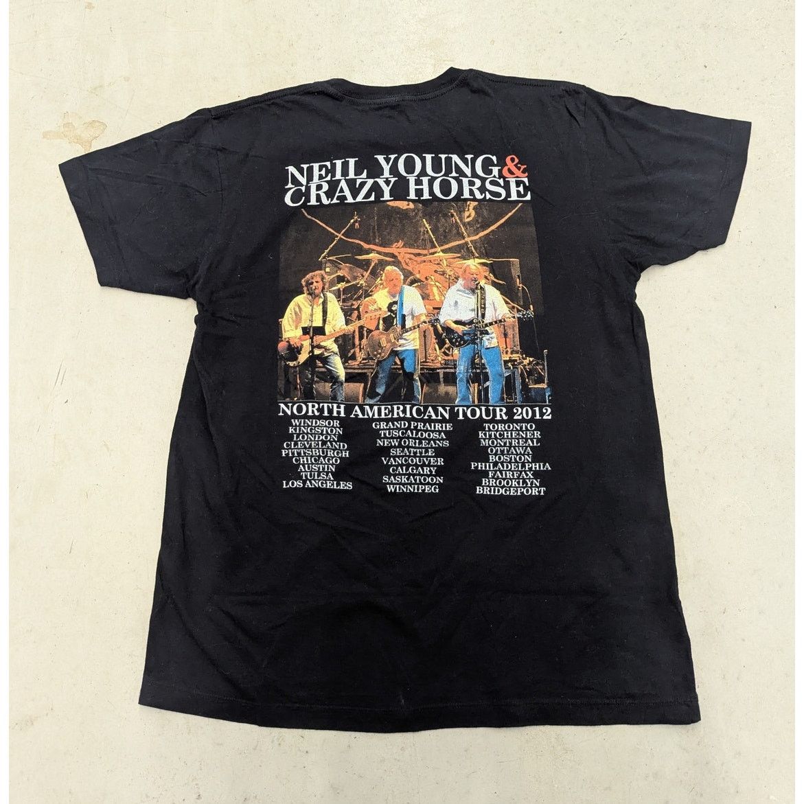 Band Tees 2012 Neil Young & Crazy Horse parking lot t-shirt Size US L / EU 52-54 / 3 - 1 Thumbnail