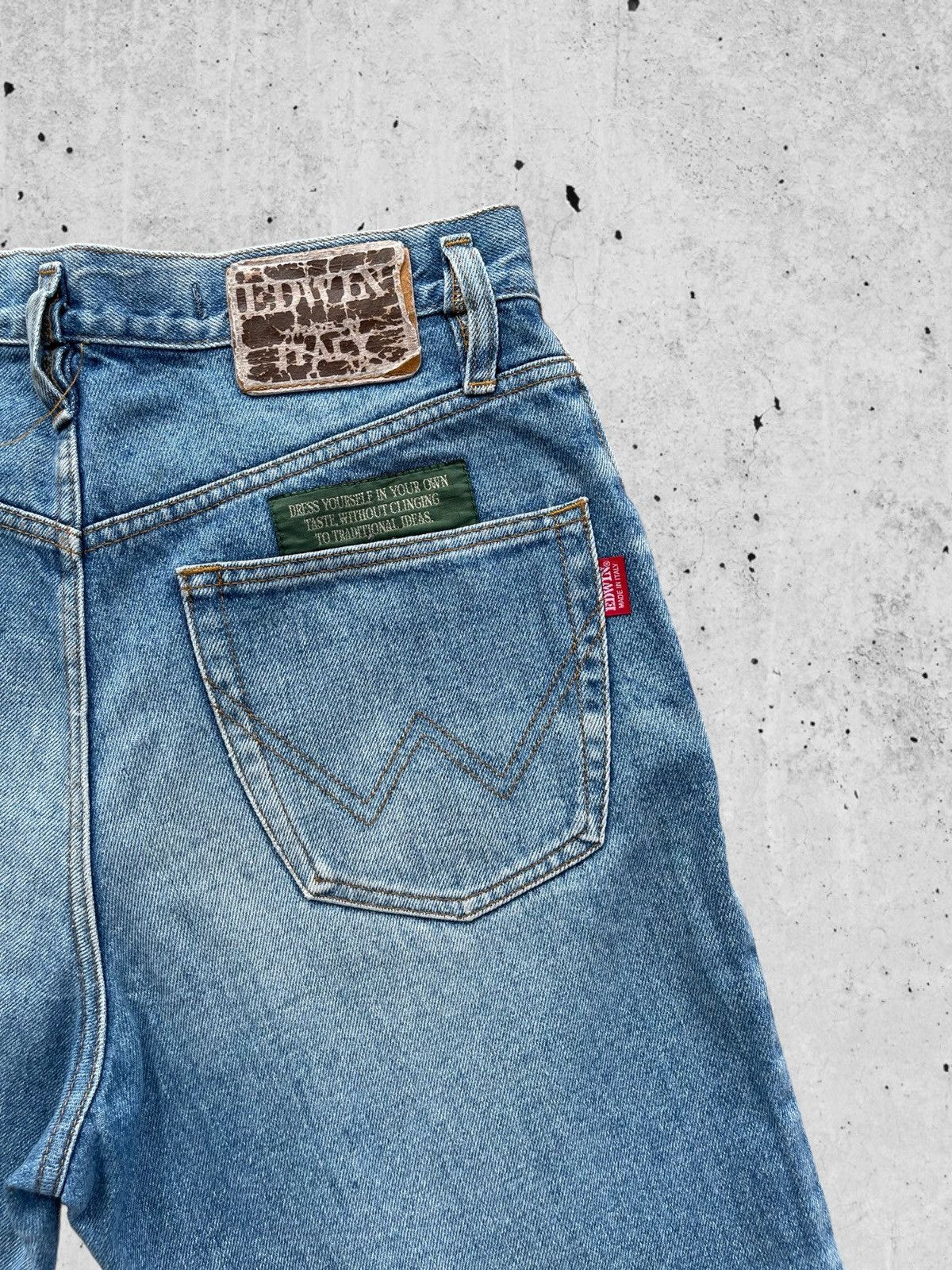 Edwin 🔥 Edwin Italy Distressed Denim Vintage W31 🔥 Size US 31 - 12 Thumbnail