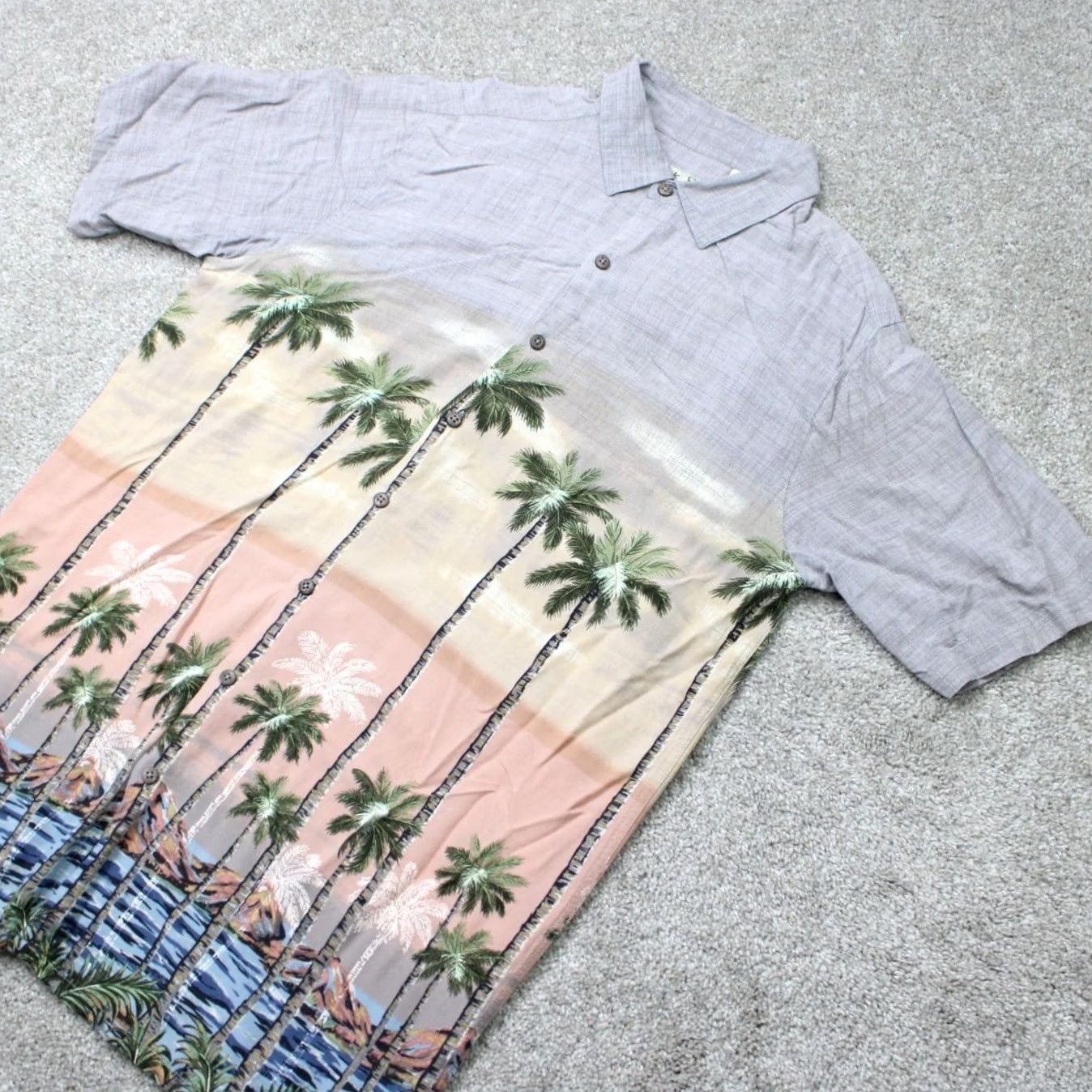 Vintage Batik Bay Shirt Mens LT Large - Tall Gray Hawaiian 100% Rayon Short Sleeve Button-Up Dress Shirt Size US L / EU 52-54 / 3 - 2 Thumbnail
