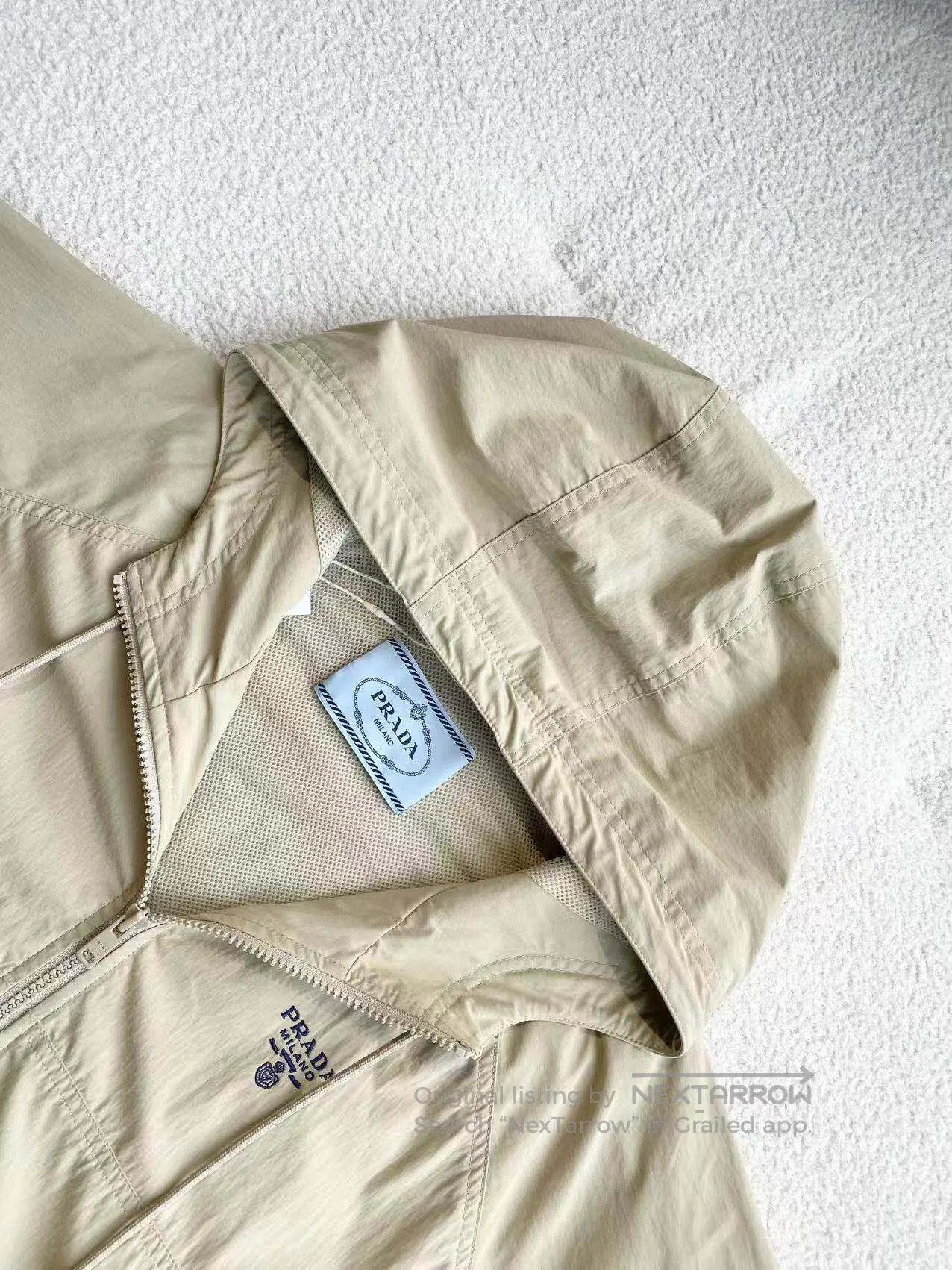 Prada Prada Logo Print Hooded Cotton Jacket| Size XS / US 0-2 / IT 36-38 - 4 Thumbnail