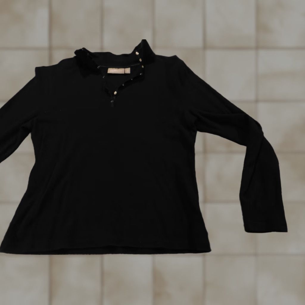 Croft & Barrow Croft & Barrow Blouse Womens M Black Cotton Polyester Rayon Crew Neck Pullover Casual Stretch Button Regular Traditional Vintage not applicable Size M / US 6-8 / IT 42-44 - 1 Thumbnail