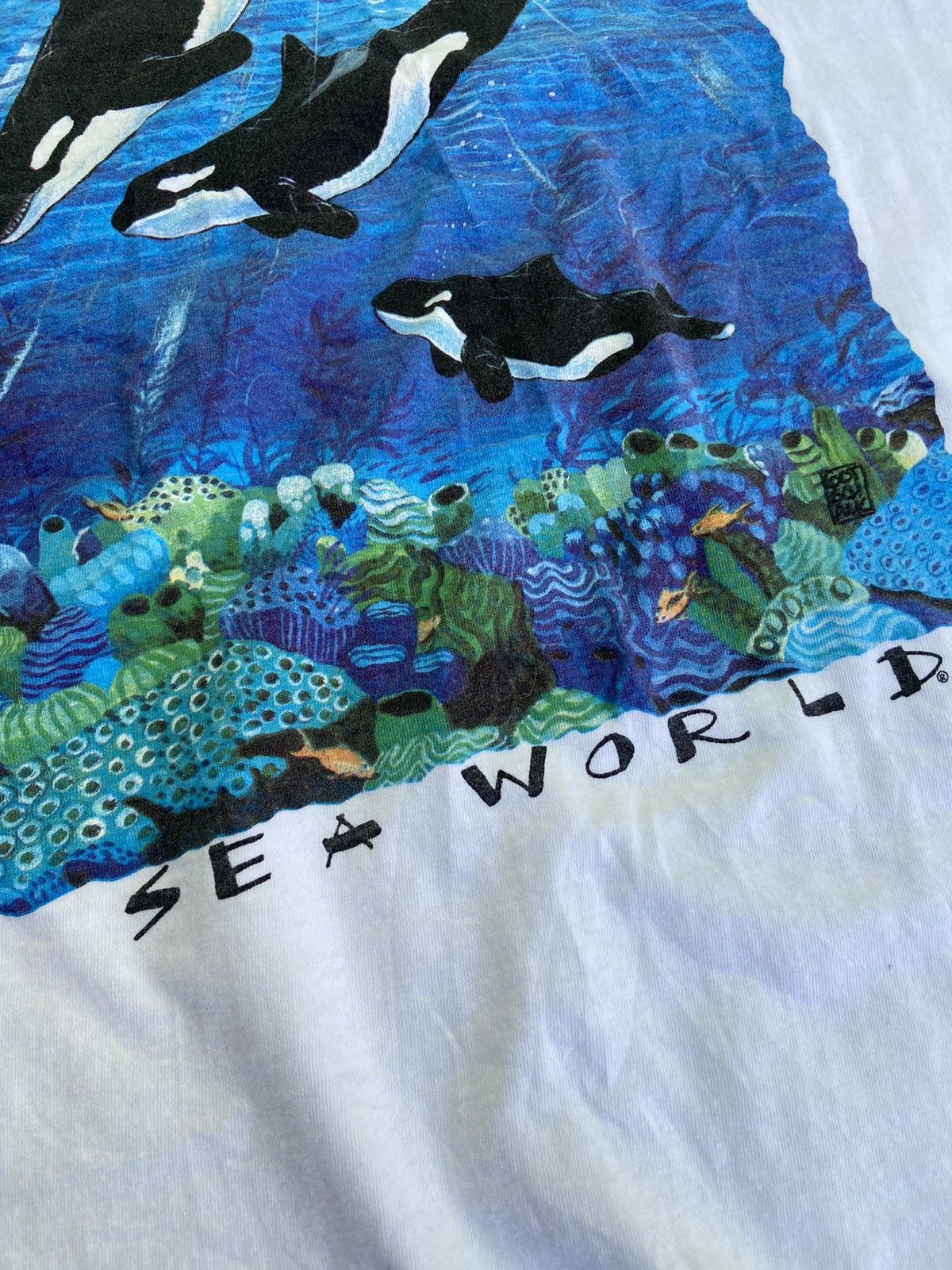 Vintage Vintage sea world T shirt Size US XL / EU 56 / 4 - 3 Thumbnail