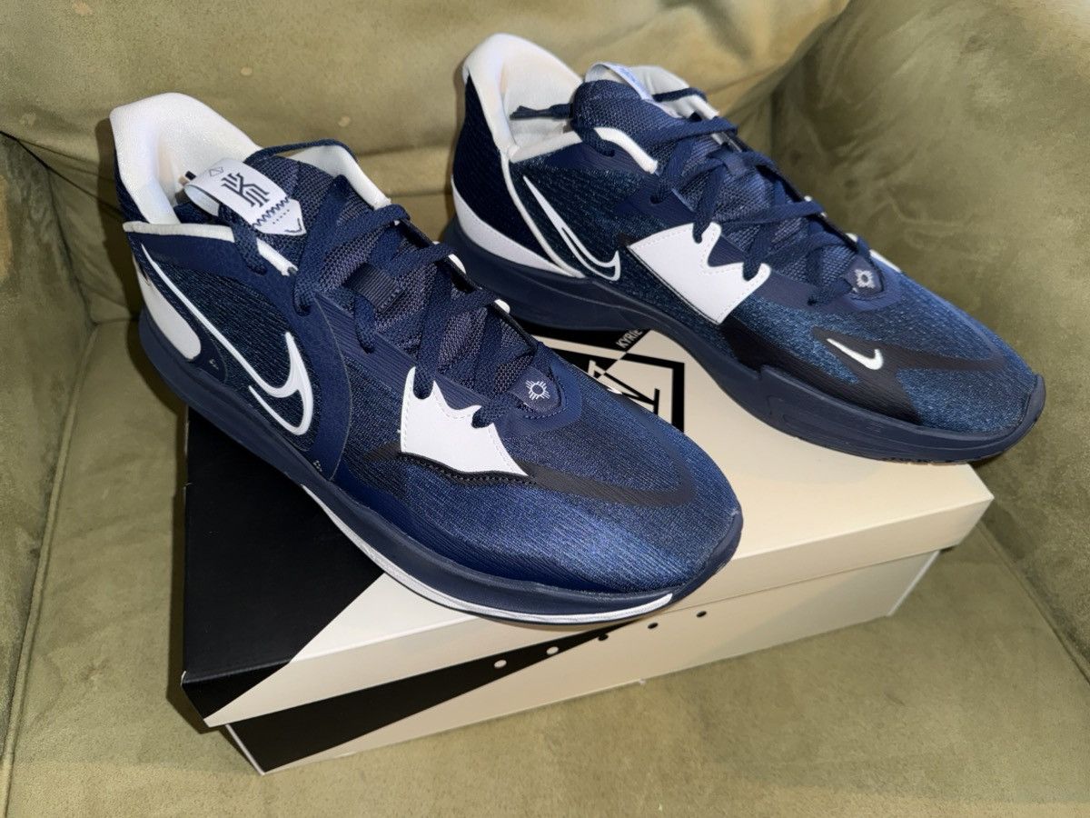 Nike Nike Kyrie 5 TB Promo (players only) Midnight Navy, NEW!! Size US 14 / EU 47 - 1 Thumbnail