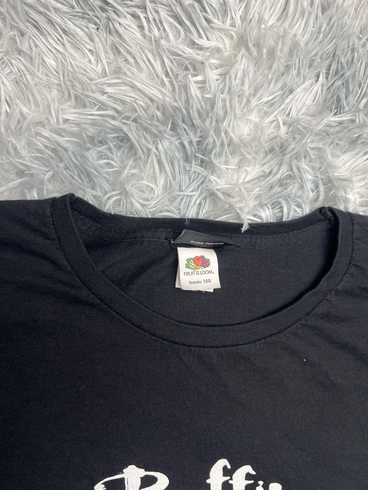 Vintage Buffy the vampire slayer Vtg 00's movie tee Size US XL / EU 56 / 4 - 7 Thumbnail
