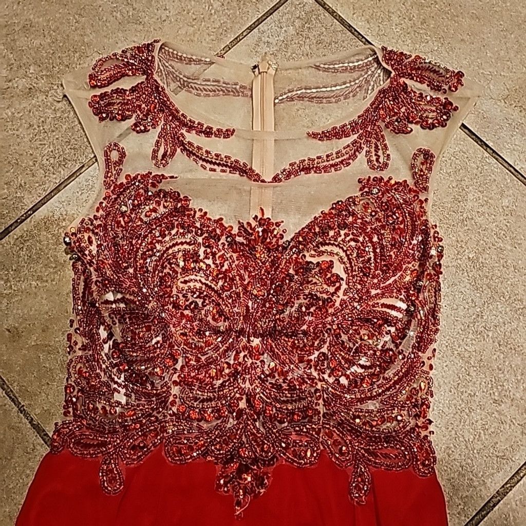 The Unbranded Brand Jovani embellished beaded illusion chiffon red gown dress 0 Size XS / US 0-2 / IT 36-38 - 4 Thumbnail