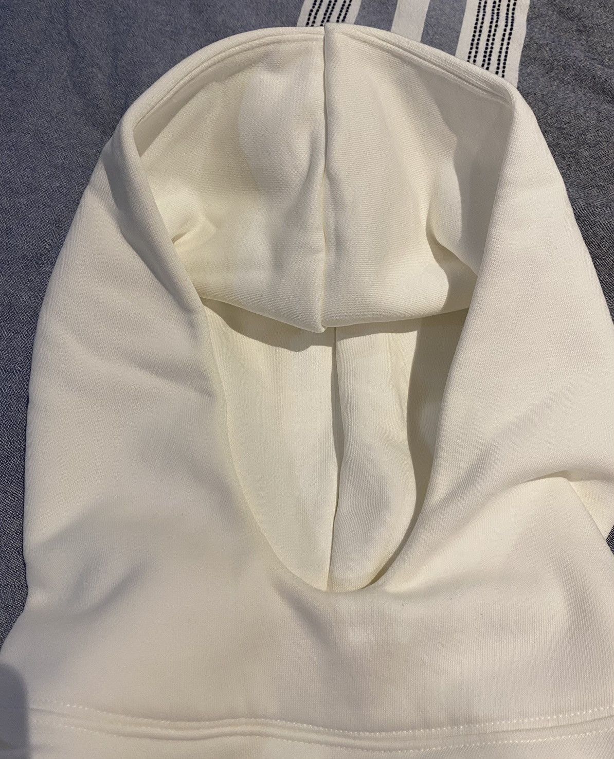 Balenciaga × Gap × Yeezy White Dove Hoodie: Yeezy Gap Engineered by Balenciaga Size US S / EU 44-46 / 1 - 12 Thumbnail