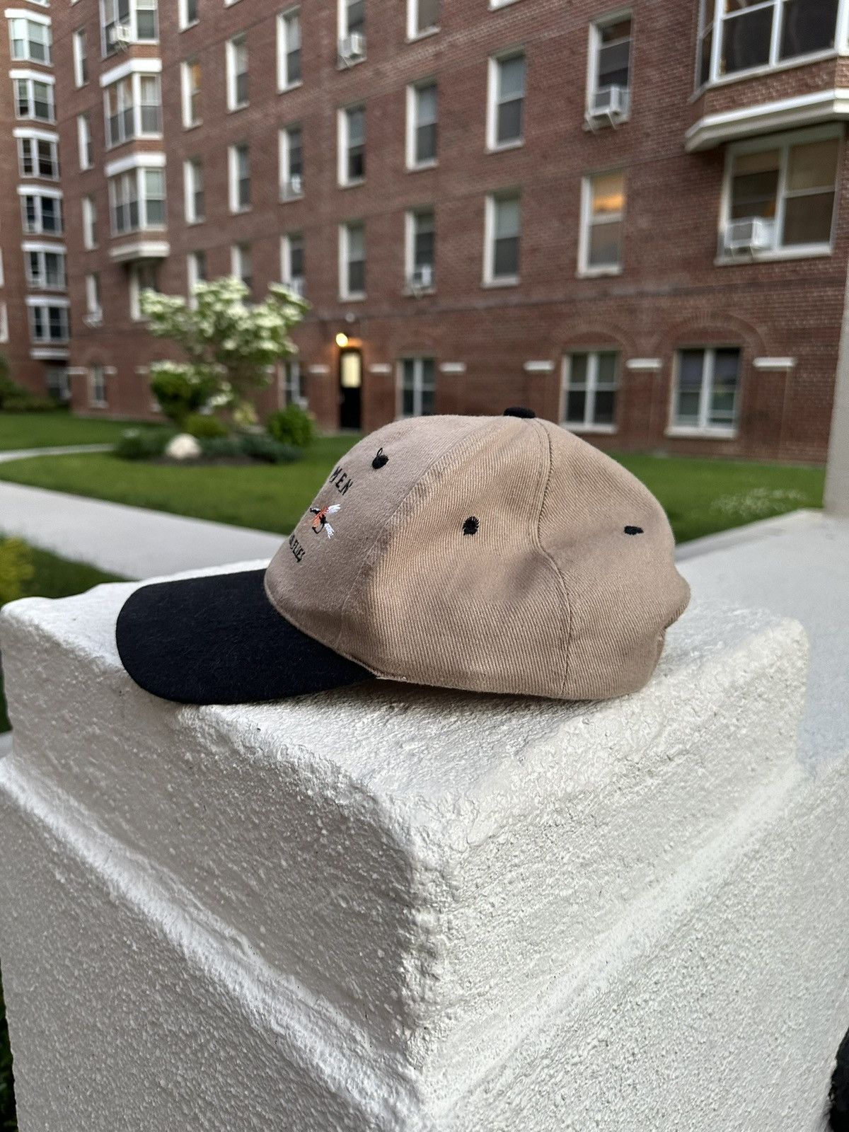 Vintage Vintage Funny Fly Fishing Snapback Hat Size ONE SIZE - 4 Thumbnail