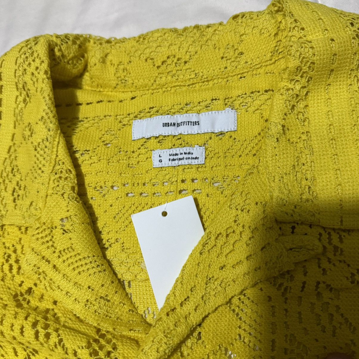 Urban Outfitters Yellow lace short sleeve button up Size US L / EU 52-54 / 3 - 7 Thumbnail
