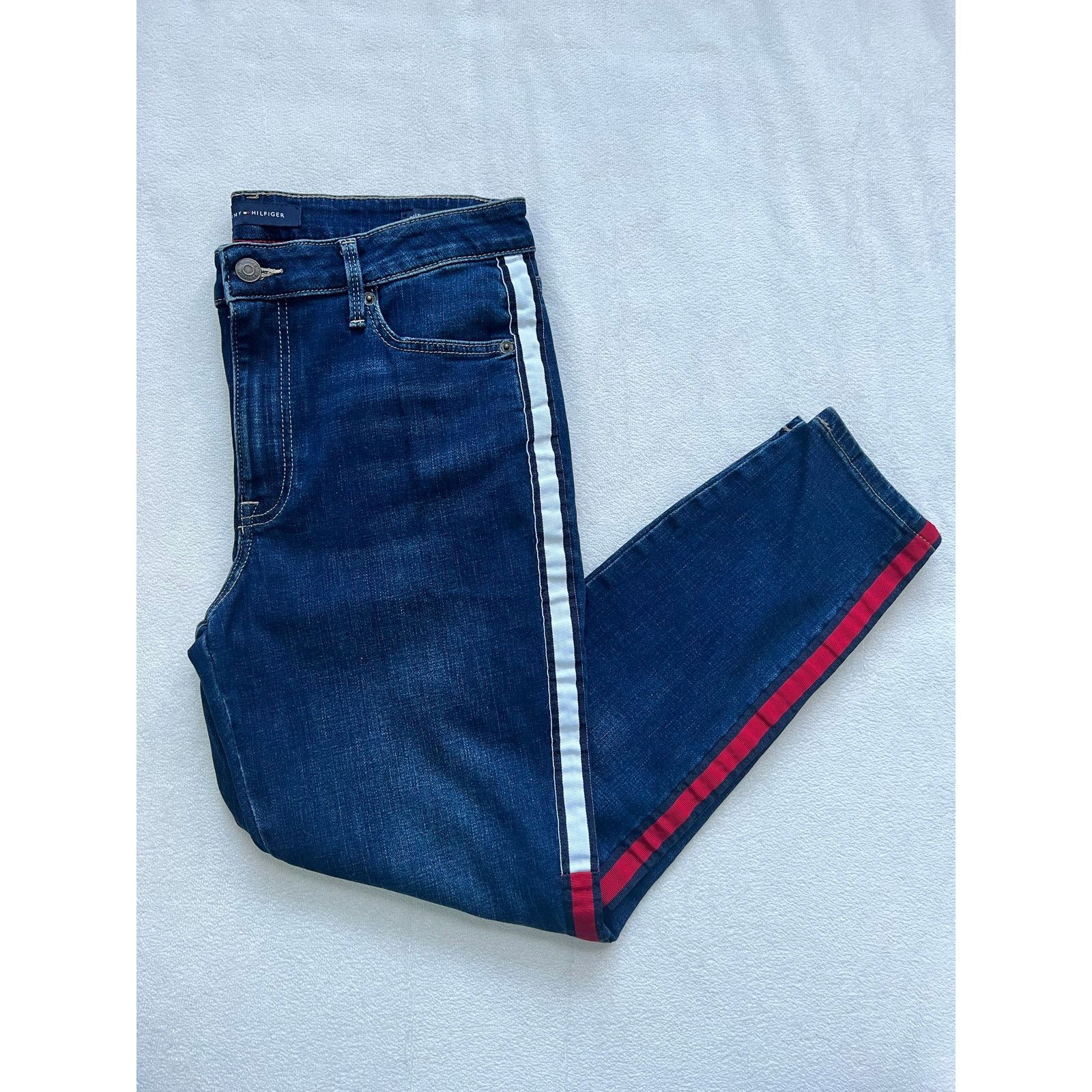 Tommy Hilfiger Tommy Hilfiger Dark Wash Midrise Skinny Jeans Size 10 Size 32" / US 10 / IT 46 - 6 Thumbnail