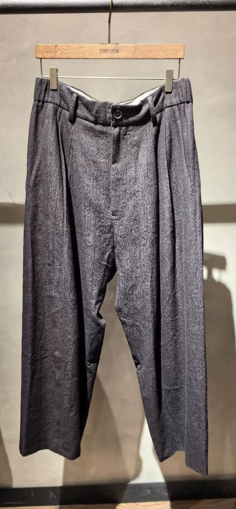 Ziggy Chen Ziggy Chen Gray Loose-Fitting Trousers Size US 32 / EU 48 - 1 Thumbnail