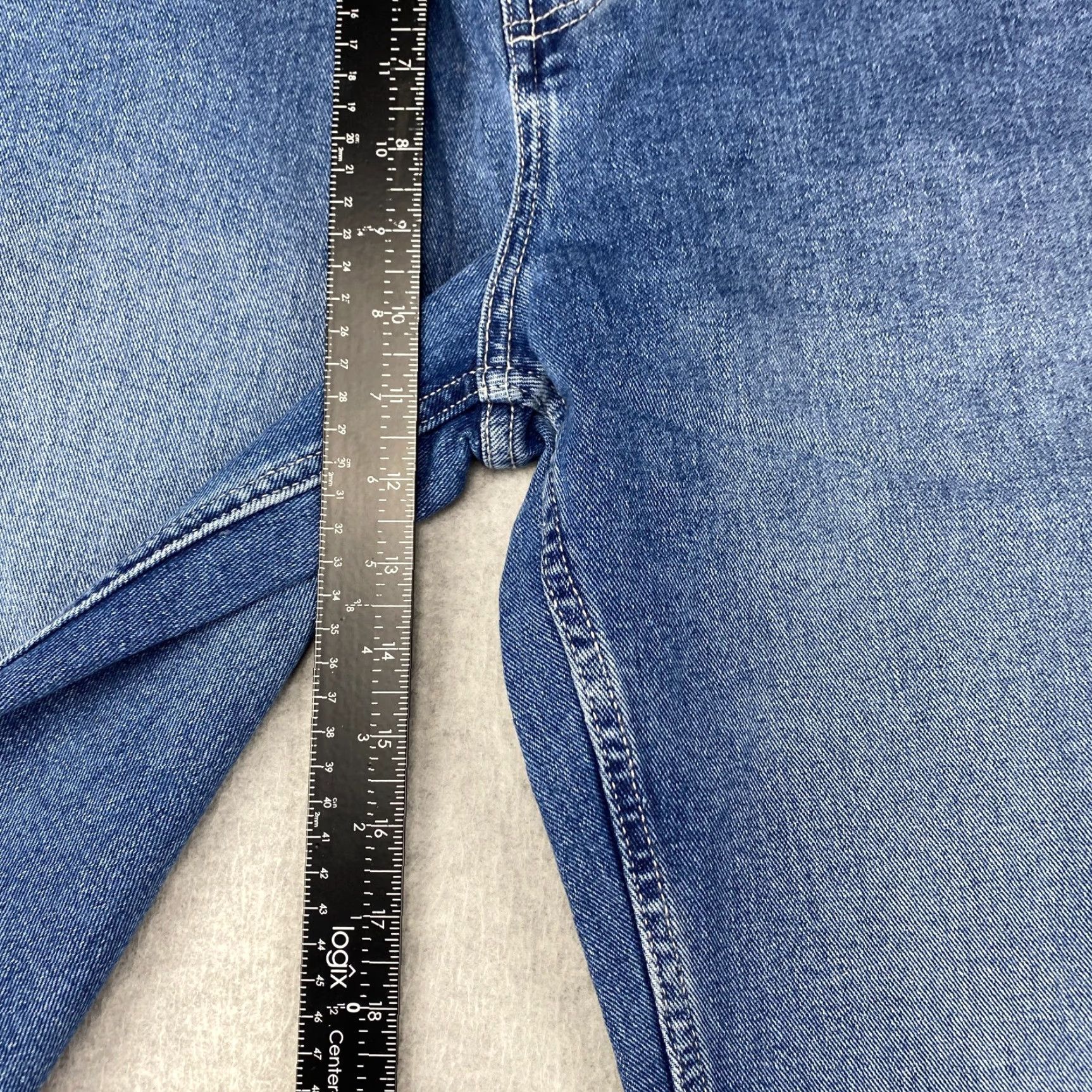 Essentials Amazon Jeans Mens 33X30 Blue Straight Leg Pockets Slimming Stretch 5-Pocket Design Regular Denim Size US 33 - 6 Thumbnail