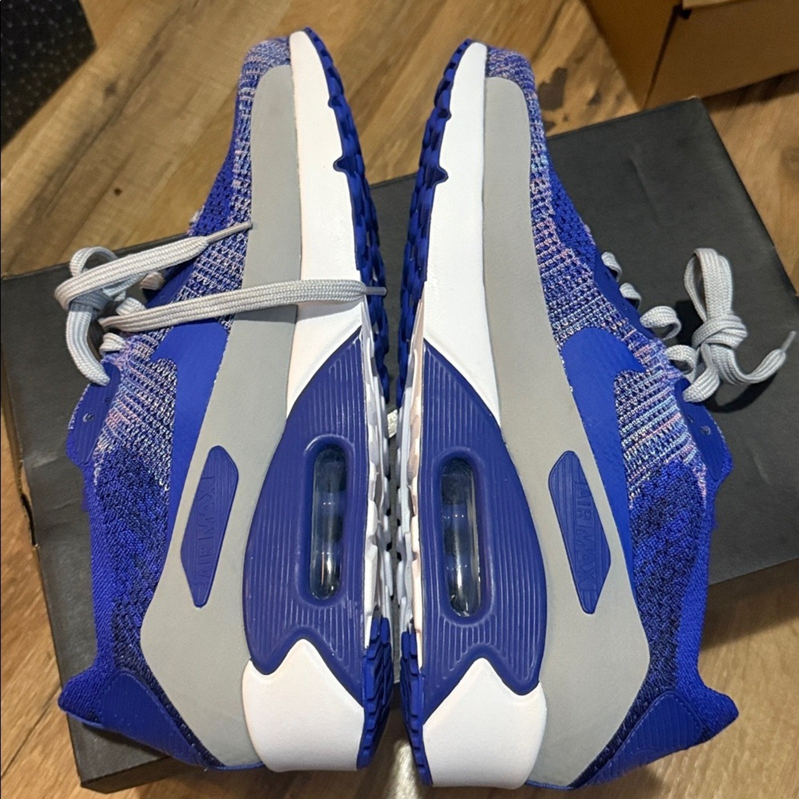 Nike 2017 Nike ID Air Max 90 Flyknit Size US 11 / EU 44 - 9 Thumbnail