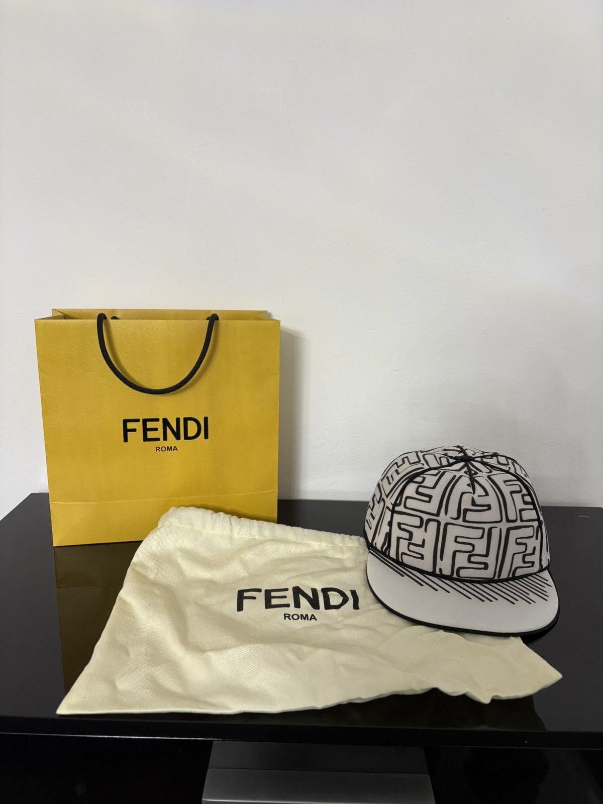 Fendi Fendi Cap California Sky Size ONE SIZE - 1 Thumbnail