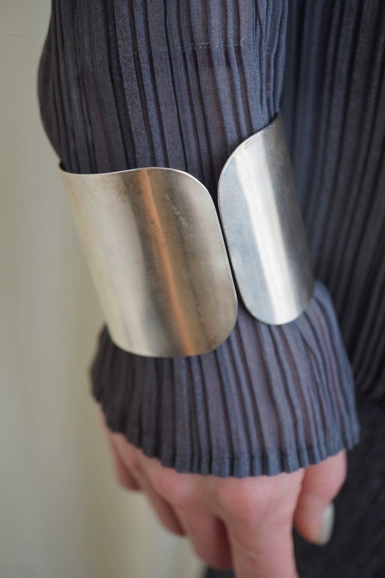Other zooSelect Handmade Pure Silver Adjustable Arm Cuff/Bracelet Size ONE SIZE - 5 Thumbnail
