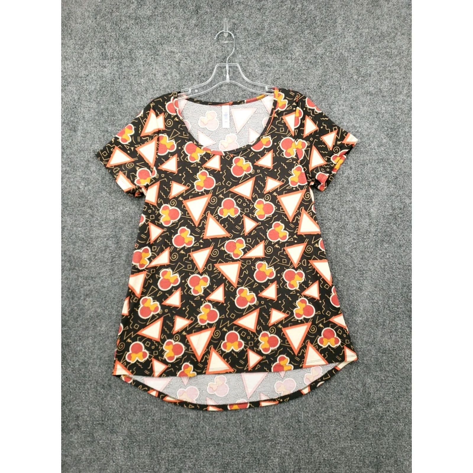 Vintage LulaRoe T Shirt Womens Small Black Minnie Mouse Geometric Short Sleeve Classic Basic Shirt Womens Small Black Minnie Mouse Geometric Pattern Size S / US 4 / IT 40 - 2 Thumbnail