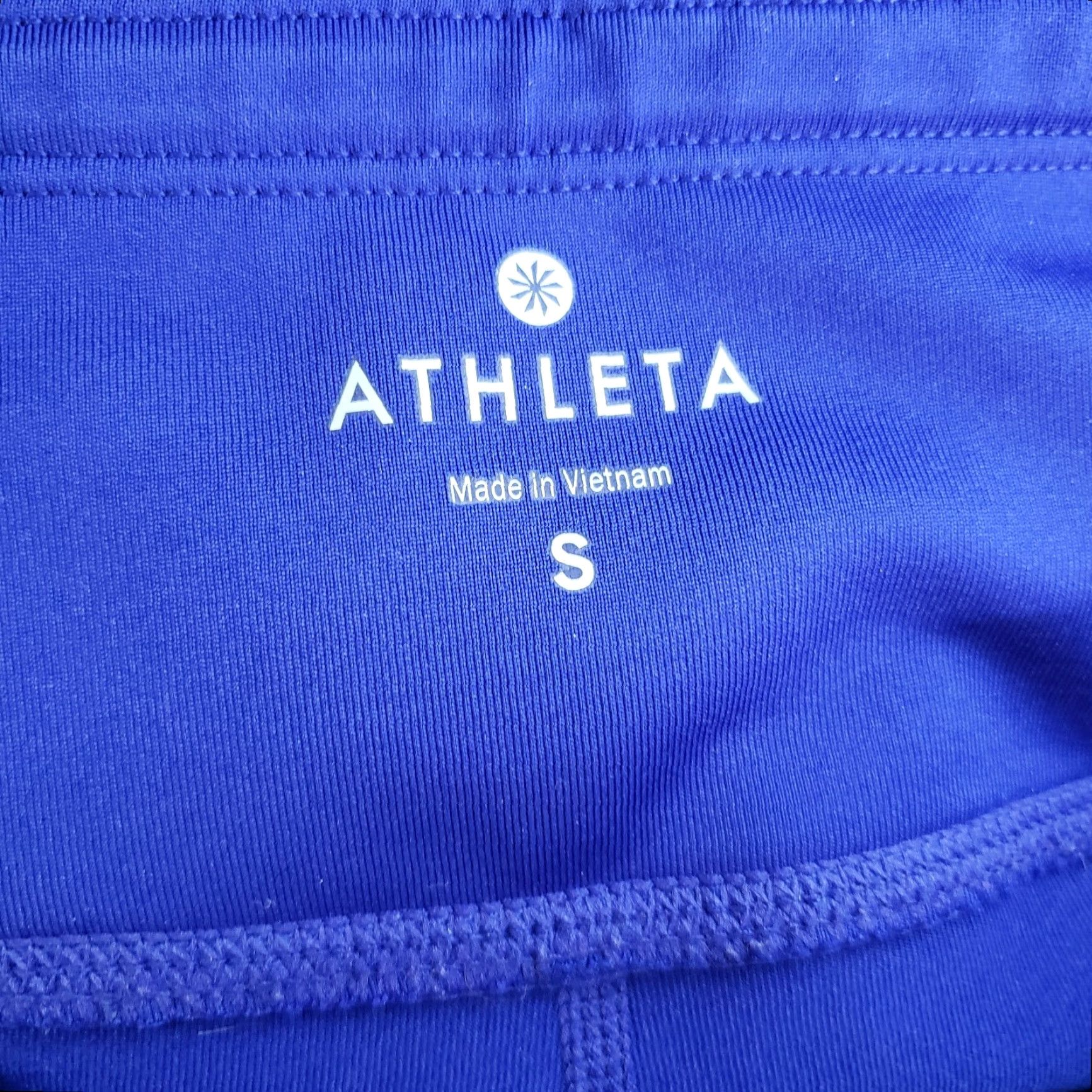 Athleta Athleta Womens Sonar Capri Leggings Sz Small Blue Zip Pocket Leggings Womens Small Capri Blue Zip Pocket Size 28" / US 6 / IT 42 - 6 Thumbnail